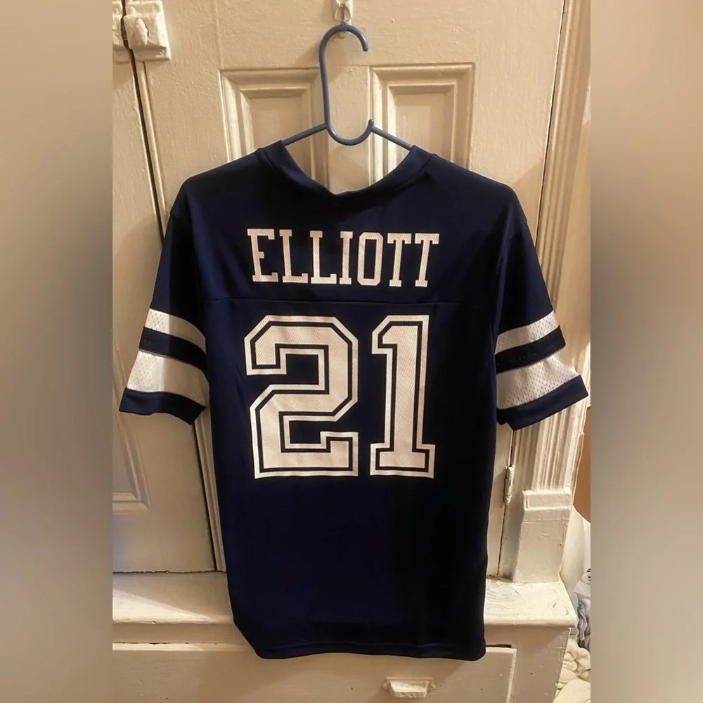 NWT Dallas Cowboys Ezekiel Elliott Jersey Shirt - Picture 4 of 7
